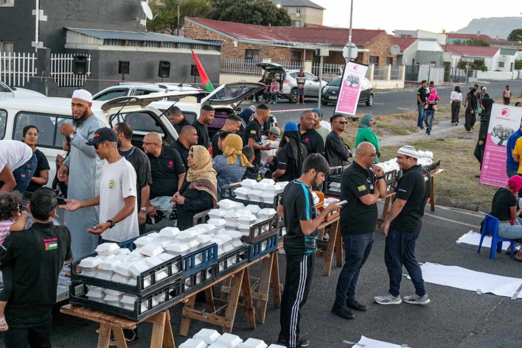 emowering eats ramadaan mass kewtown 2024 (53)